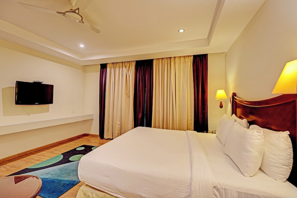 hotel krone delhi near igi airport by rmaap group