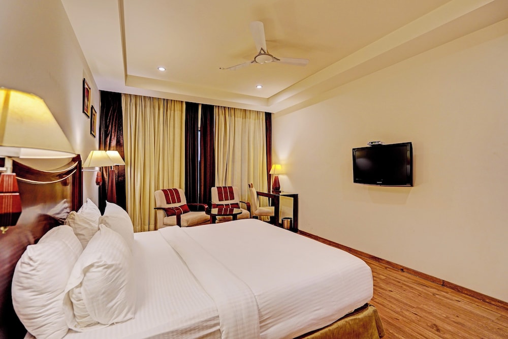 hotel krone delhi near igi airport by rmaap group