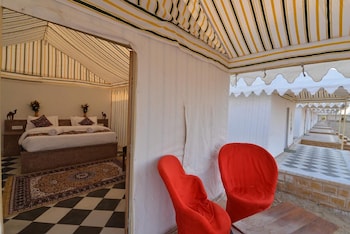 desert overnight camp and resort jaisalmer