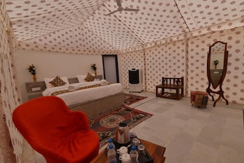 desert overnight camp and resort jaisalmer