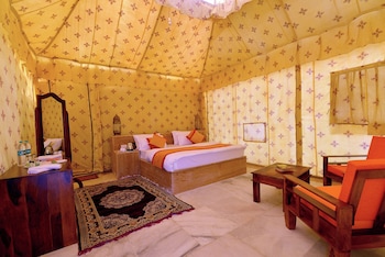 desert overnight camp and resort jaisalmer
