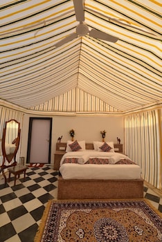 desert overnight camp and resort jaisalmer