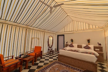 desert overnight camp and resort jaisalmer