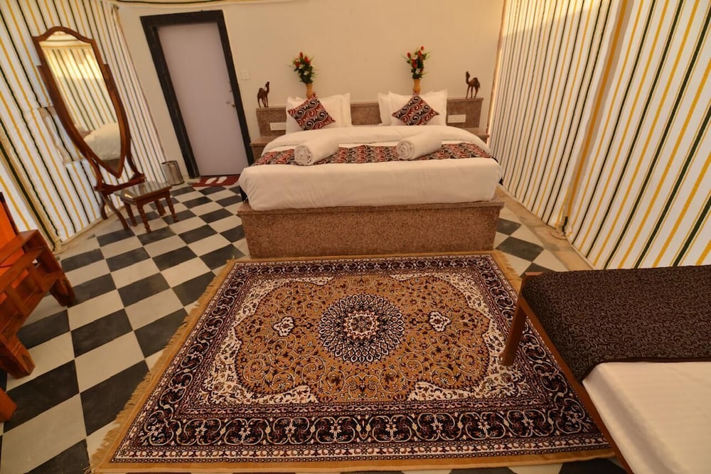 desert overnight camp and resort jaisalmer