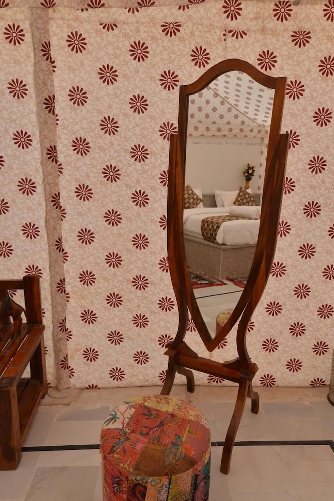 desert overnight camp and resort jaisalmer