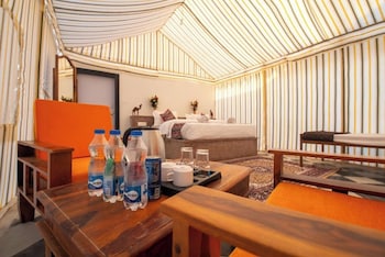 desert overnight camp and resort jaisalmer