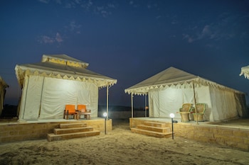 desert overnight camp and resort jaisalmer