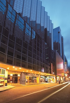 hotel emperor macau
