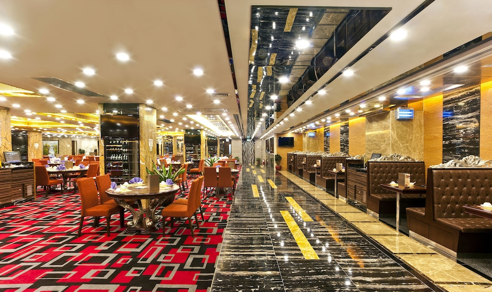 hotel emperor macau