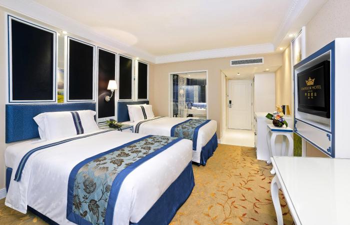 hotel emperor macau