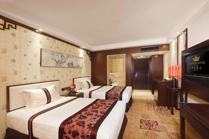 hotel emperor macau