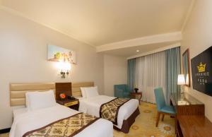 hotel emperor macau