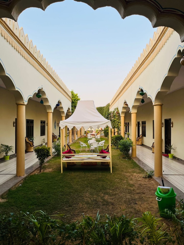 hotel mewad haveli pushkar