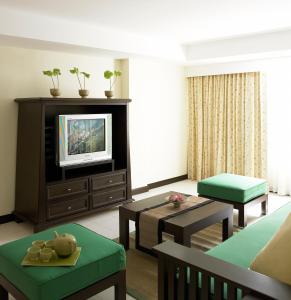 veranda lodge