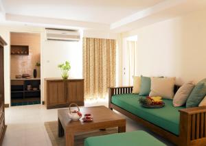 veranda lodge