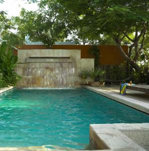 veranda lodge