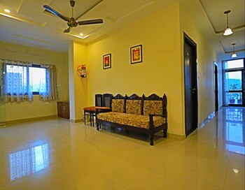 hotel suraj palace