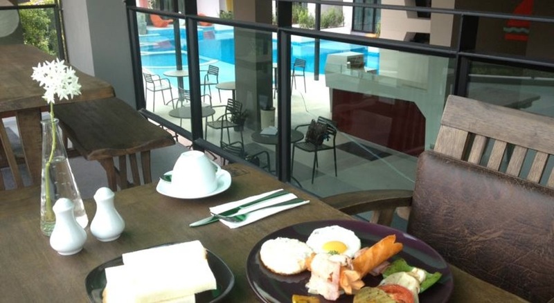 chalay montas hip hotel hua hin