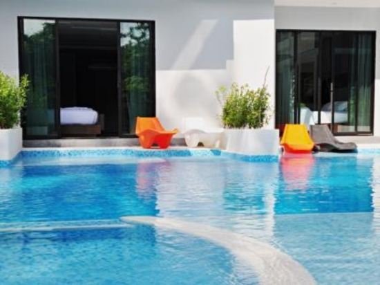 chalay montas hip hotel hua hin