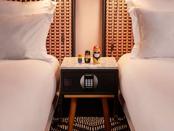 mama shelter paris west