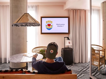 mama shelter paris west