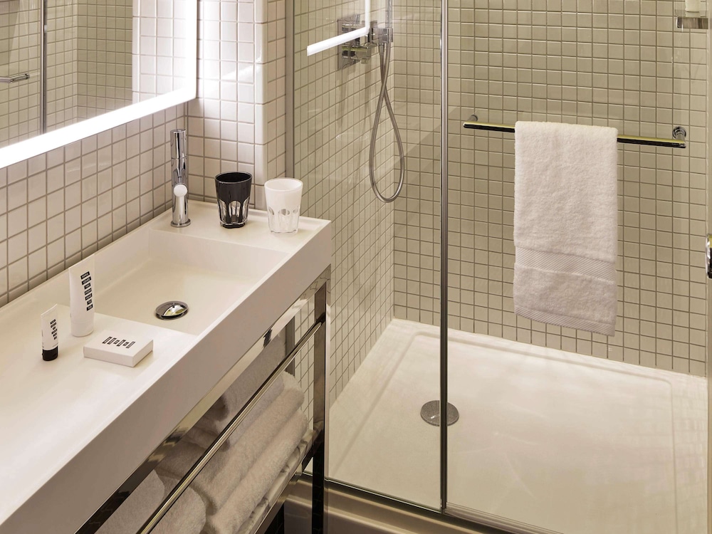 mama shelter paris west