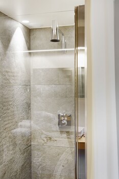 hotel and restaurant le pre