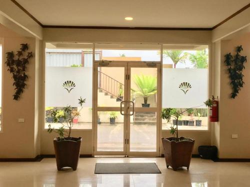 victoria palms hotel