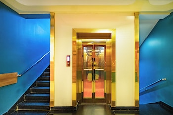 hotel sdm golden tower