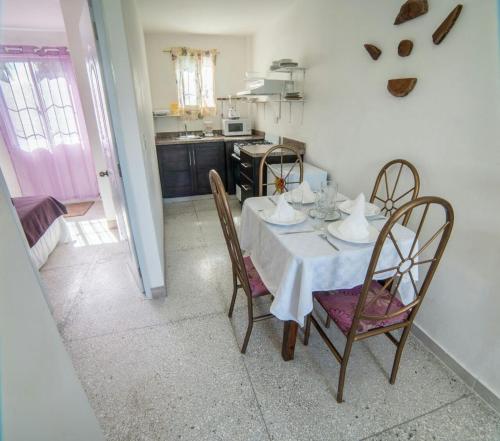 hostal magallanes romana
