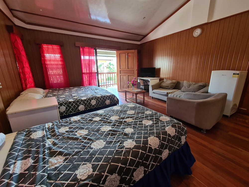 blue light village hotel