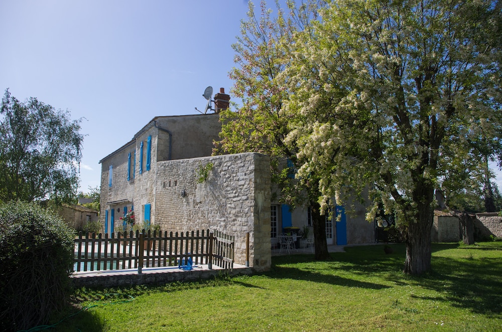 logis saint leonard