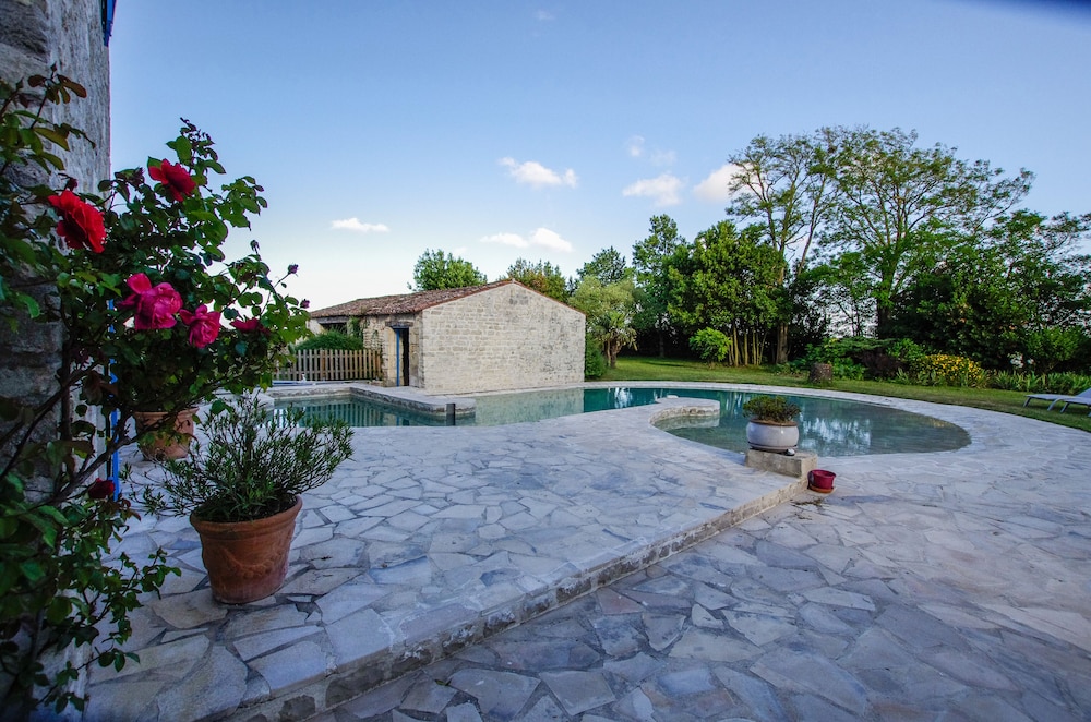 logis saint leonard