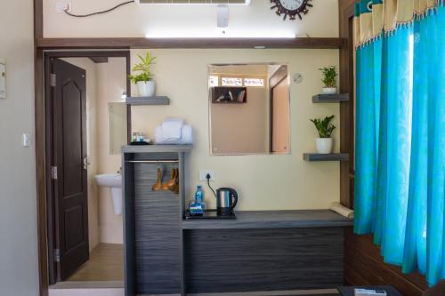 gems 9 airport hotel