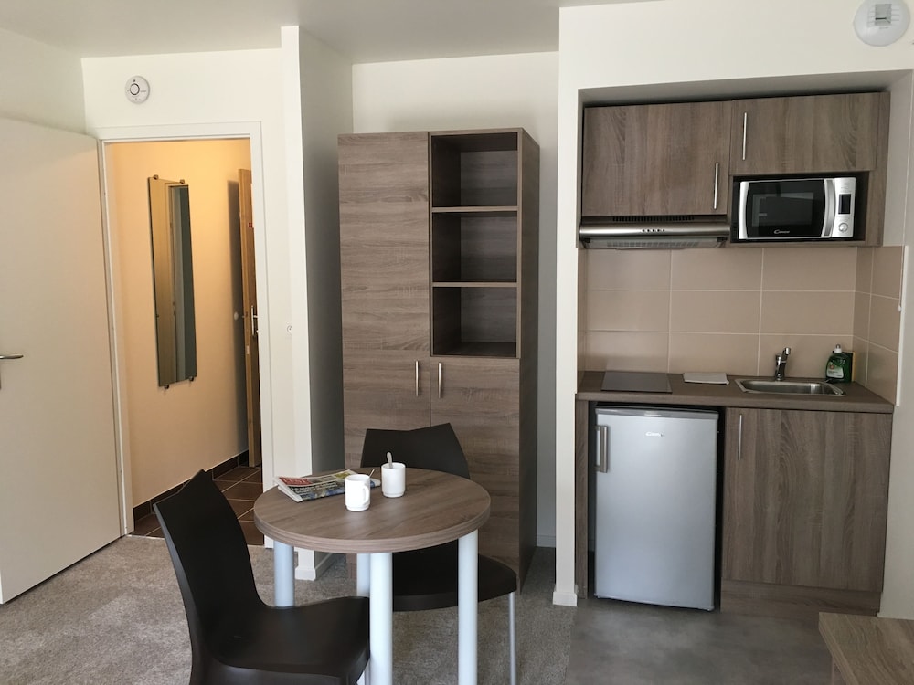 kosy apparthotels artandfacts