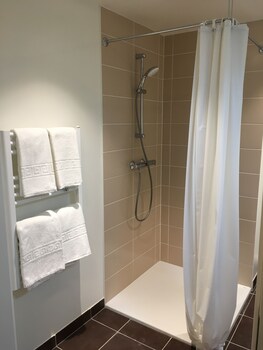 kosy apparthotels artandfacts