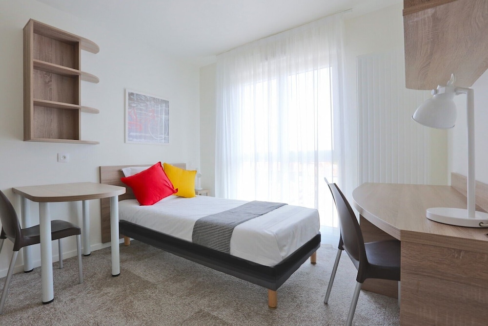 kosy apparthotels artandfacts