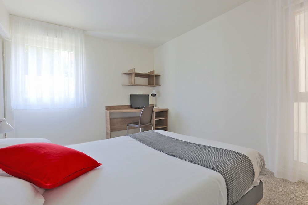 kosy apparthotels artandfacts