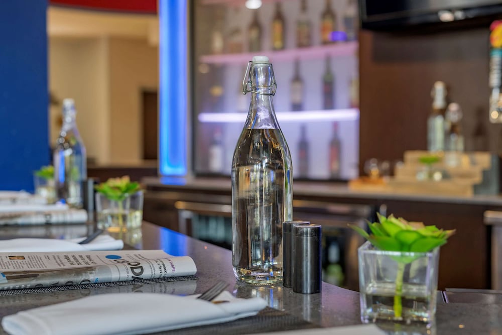 cambria hotel ft lauderdale airport south and cruise port