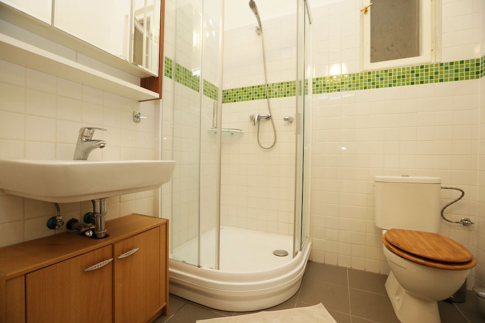 greg apartments kampa prague