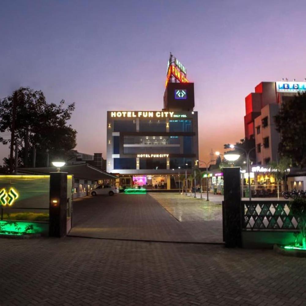 hotel fun city