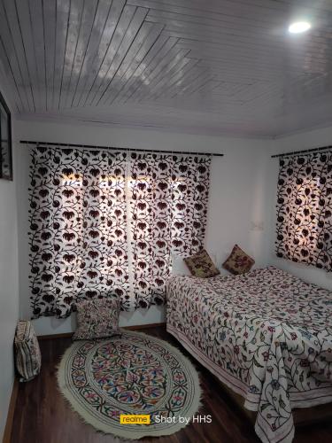hakeem homestay