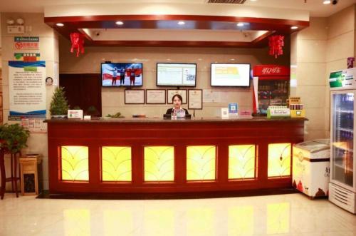 greentree inn puyang fan county people avenue banq