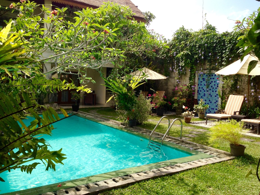 villa puriartha ubud