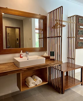 villa puriartha ubud