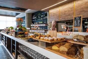 hilton bogota corferias