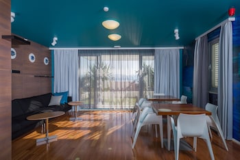 Apartments Villa Azzurra Bol,Near Zlatni Rat Beach,0 star