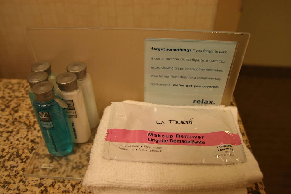 hampton inn and suites davenport