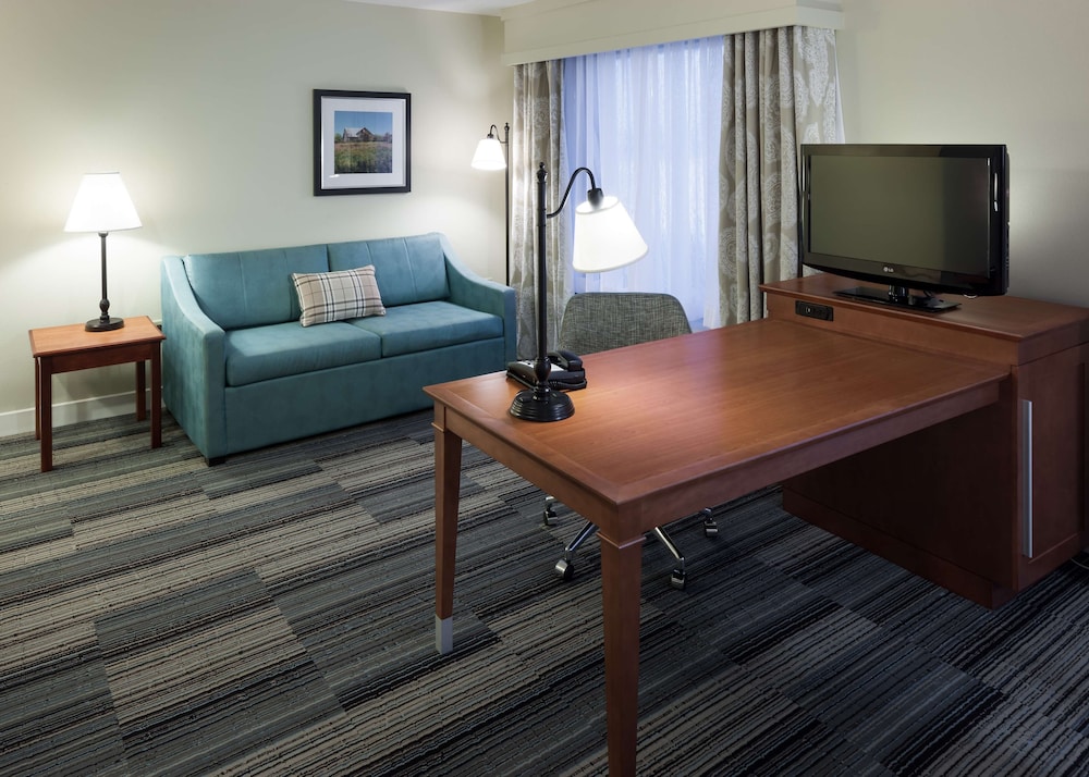 hampton inn and suites davenport