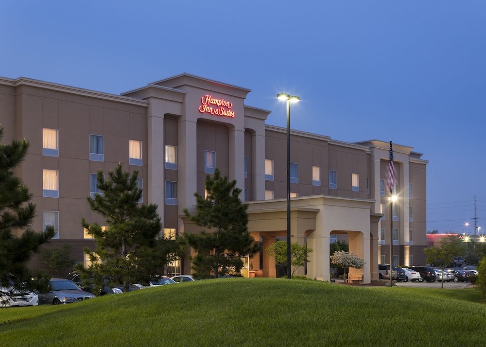 hampton inn and suites davenport